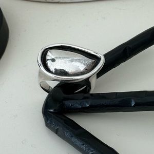 Silpada sterling silver ring, size 8, EUC